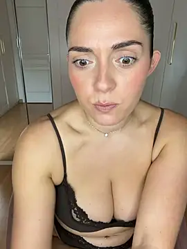 Chloe-ta - SHOW BOOBS