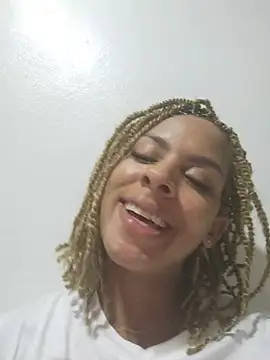 Julixxx22 - Show pussy