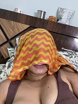 Miss_kanika76 - Pussy fingering