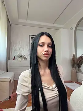 Ilariea_girl - enable my fuckmachine !