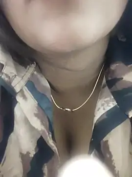 Kuku_ka_jadu - Oiling boobies 👅