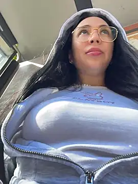 Bunny_Lush - Rub clit in doggy