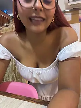 Cherry_rousse - plug anal