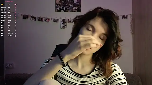 RubyBooby - Have peek what's under top
