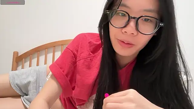 Nooneknowspoppy - rub tits