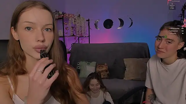 Khloebeauty - flash ass