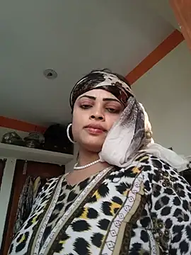 Pinky-2 - Oiling My Sexy Pussy Hole