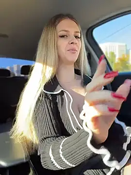 Love_Bri - Make my pussy very good