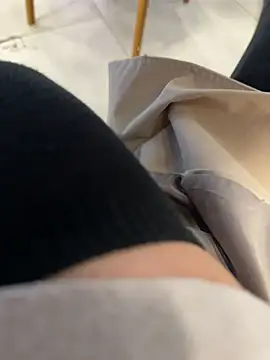 Eveangelll - Squirt in fitting room store