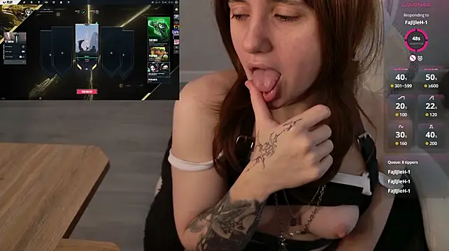 Luna_Loveee - perfect blowjob on dildo