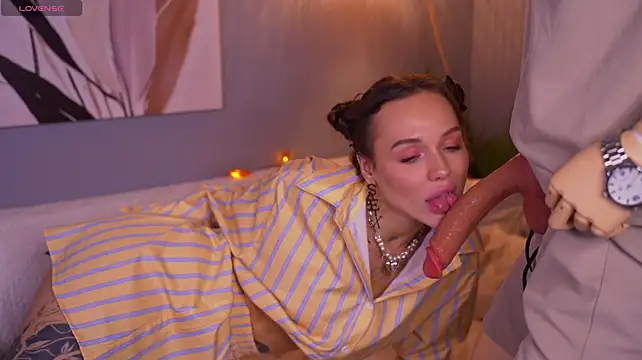 Bllowjoyy - take off my shorts!🍑