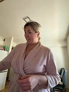 LauraStarr - Wiggle my Ass 💦🔥