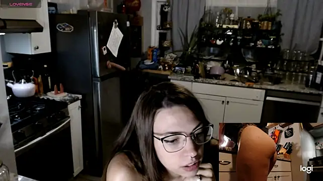 KierBearKisses - Dildo Play 5+ min