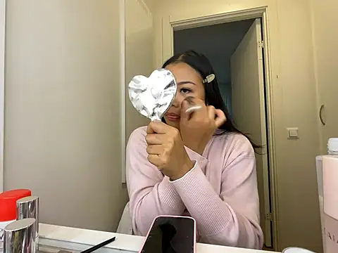 TitiTinyThai - Make me happy🌸