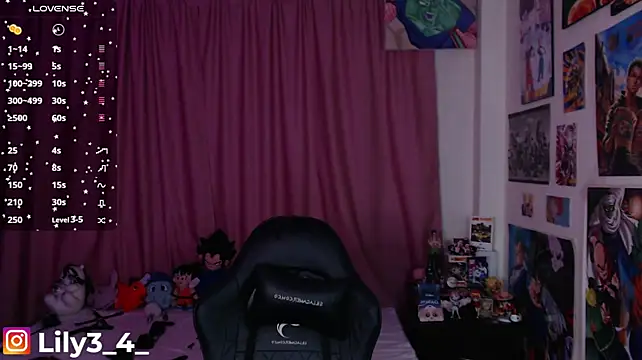 Lily3_4 - STRIPTEASE