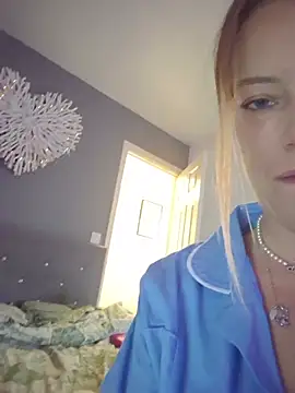 Naughty_Nurse_Sally - Tits out Sal