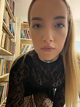 Your_dream4 - best DOGGY in library close to ur face
