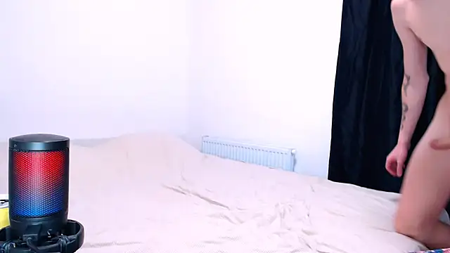 Juliaanddima - get naked