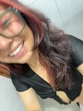 FoxyLauren - TAKE OFF YOUR BLOUSE AND PINCH YOUR NIPP