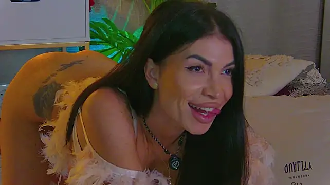 MetishaCaprice - last tipper get5 min ctrl of domi+lush