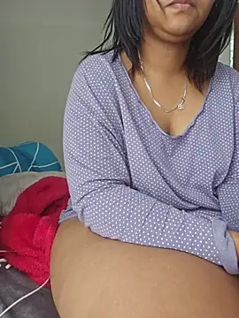 Feisty_stunner - Take panties off🥺