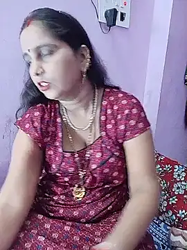 Reema05 - Dildo in anal pamp