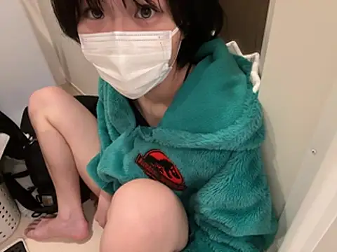 Kabikabi_makaron - あぬ暑いからうえぬぎたいなっ
