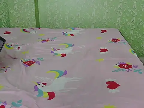 Hot-nayraa - Show ur ass hole 🕳️🕳️