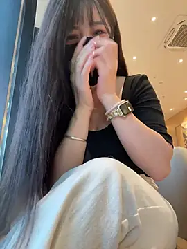 Xiao-mo520 - 美导老师下班兼职，咖啡厅偷玩小粉，刺激，敏感体质易失控，哥哥轻点，完成目标脱一件