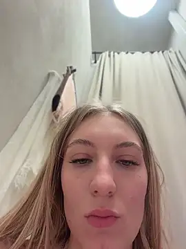 JessiTous - Make my ass red, 1 minute toy control