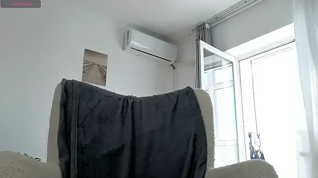 JullyFox - Last tipper has 5 min Toy Control + SNAP