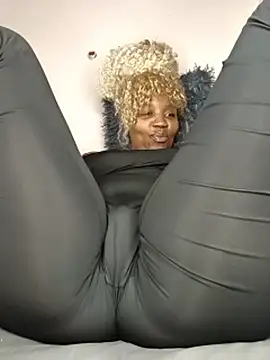 ThaBundaa - Finger Coochie 😜