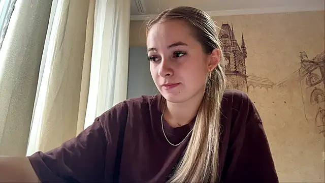 MarkitaHersch - Watch Me Touch My Toes 💕