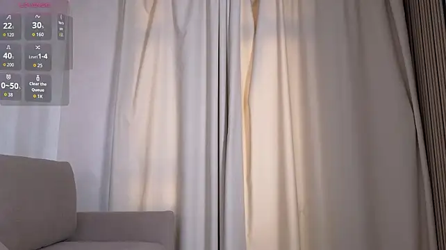 Yumimia - squeez boobs