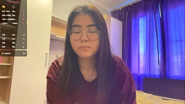 HikkoSinu - Suck my finger close to cam