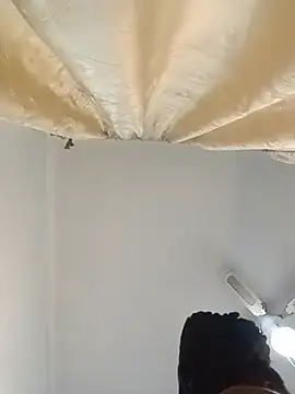 PetiteEbonyBabe_