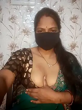 Pooja-121 - Mujhe dildo Lena