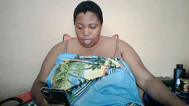 Bustyboobs27