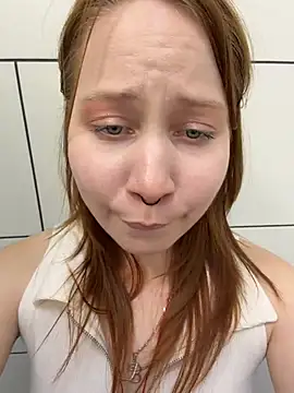 SlavicCandy - throw panties in next cabine (risk)