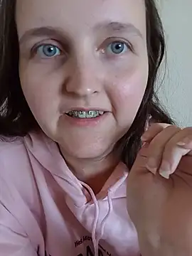 Funnifu - Blowjob with big dildo