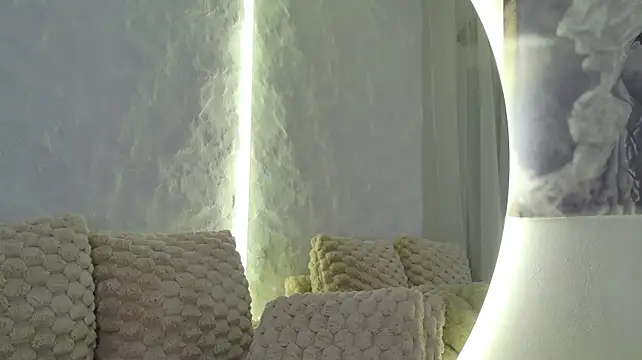 Moniqque - Naughty video for the last tipper