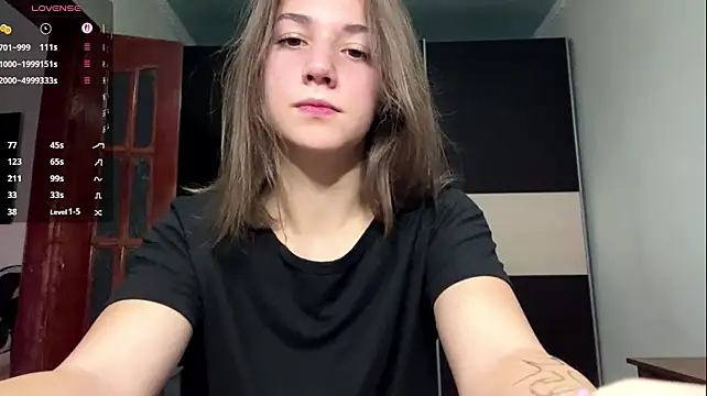 JoyceAlmanza - Show my tongue. ❤️:3