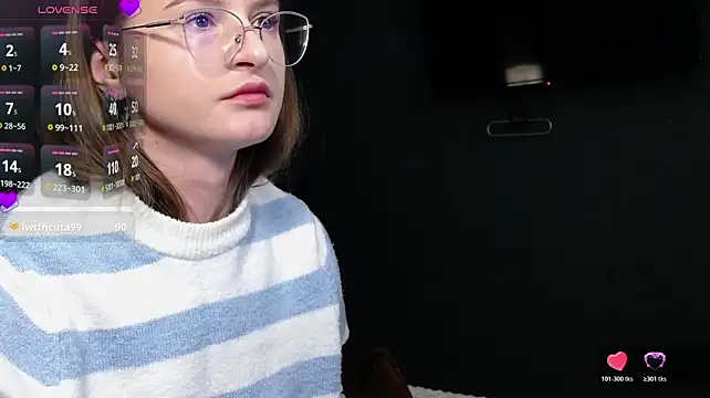 KateJonson - 😝🍑10 squats without panties!😝🍑