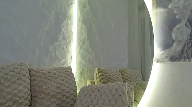 Moniqque - Naughty video for the last tipper