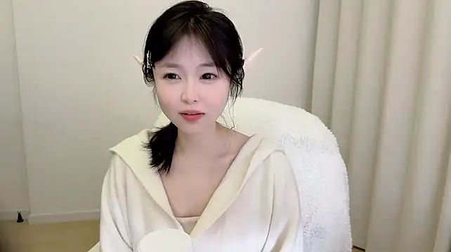 Kakionan - 打喷嚏了，是不是你在想我啊！！！！