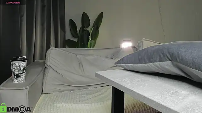 Sofie_Flarancee - put on 1 stocking