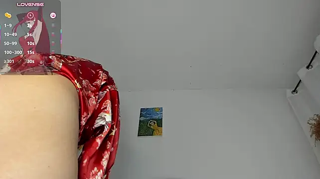 Mia-Valeria- - BIG SQUIRT IN TICKET (24TK)