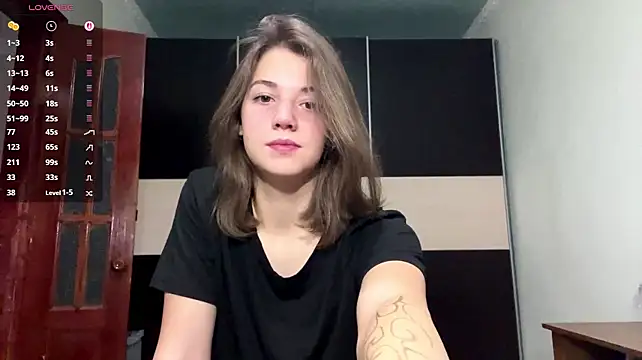 JoyceAlmanza - Show my tongue. ❤️:3