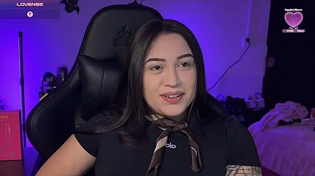Lilyhotson - show squirt with control domi 10 min