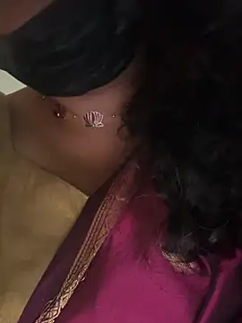 Snehameoww@xh - Boobs play with chocolate syrup💦🥵😈